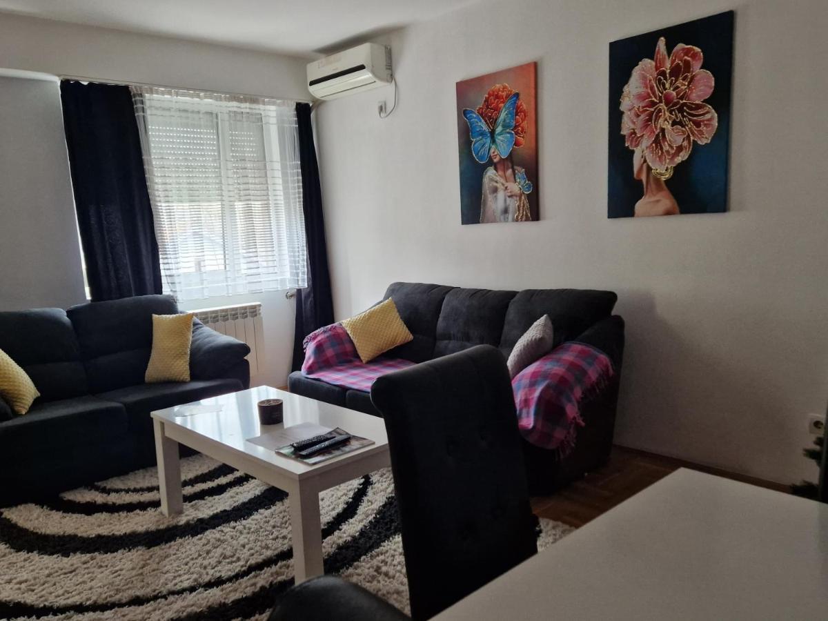 Centar S Apartment Nis Ngoại thất bức ảnh